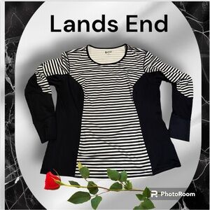 ♥️ Lands End Like New Ladies L Top blue & Wht stripe Round Neck/Knit Lg Sleeves